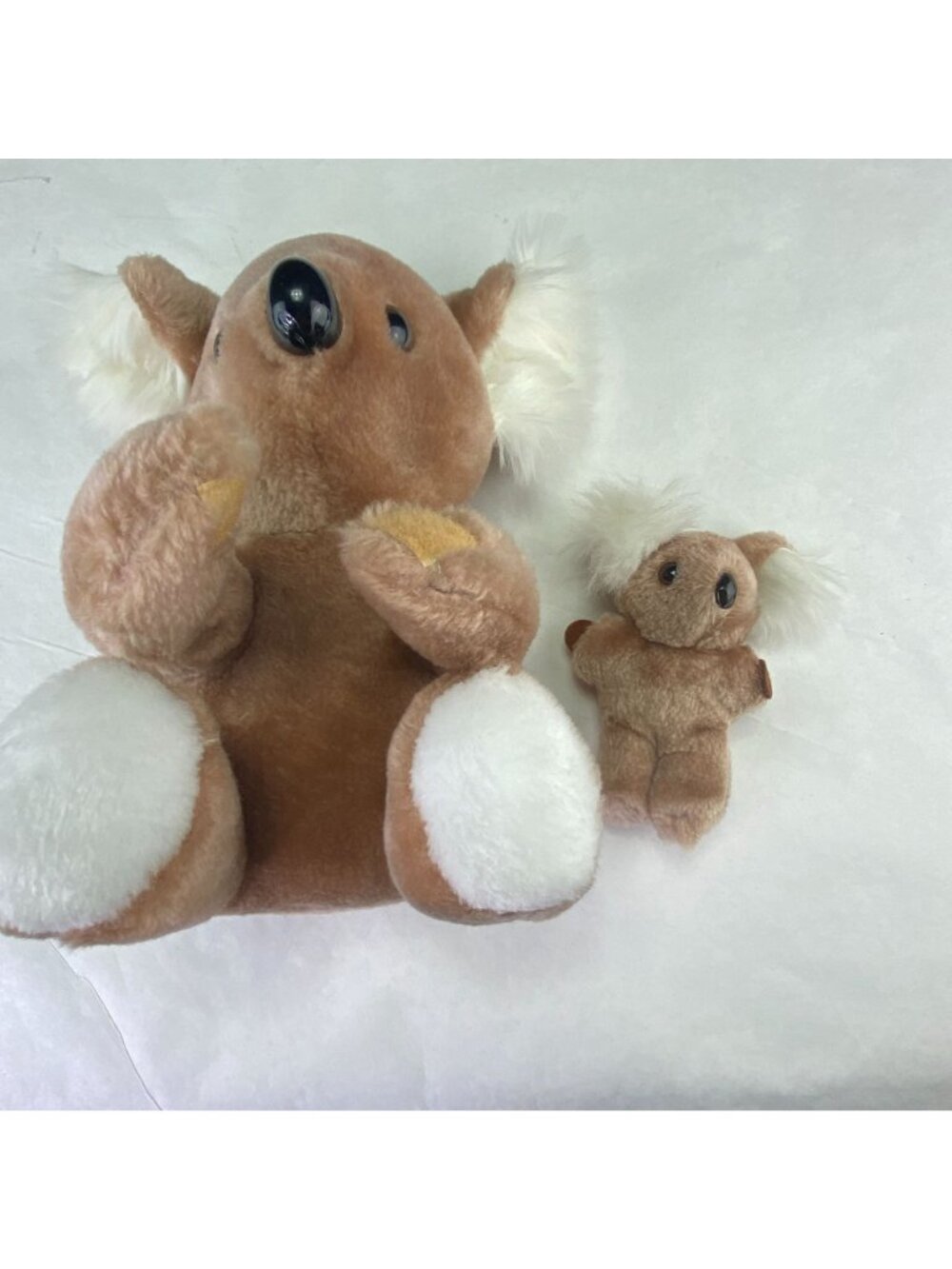 Vintage California Stuffed Toys Koala Bear Plush Holding Baby - Picture 7 of 11